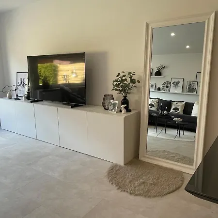 Apartment Nordseeliebe, Gemutliches Reihenhaus Am Deich